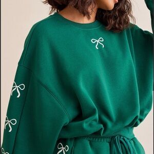 AS Revival Sweet Bow Pullover in Dark Green